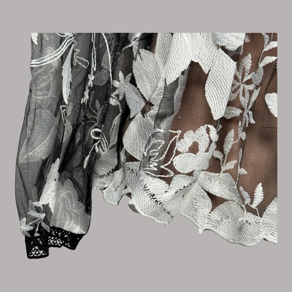 Gracia Black & White Floral Embroidered Long Sleeve Mesh Peplum Top L - Picture 3 of 16